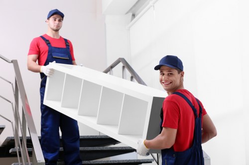 Efficient removal van service supporting relocations in Chiswick